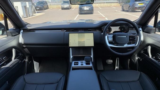 Land Rover Range Rover 3.0 D300 Westminster Edition 4dr Auto Diesel Estate - Image 9